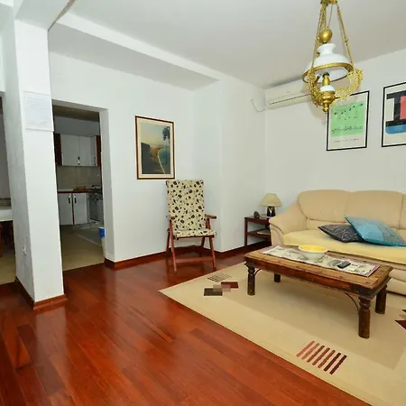 A2 Apartment Fani Kanun *